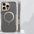 Case iPhone Nano Carbono Minimalista e carregamento MagSafe